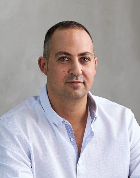 עו"ד אלון סוקניק